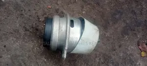 Porsche Cayenne Engine Mount