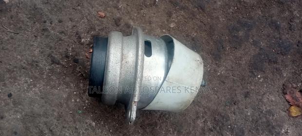 Porsche Cayenne Engine Mount - thumbnail 3