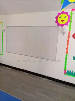 Whiteboards for Secondary Schools at Wholesale Price 8x4