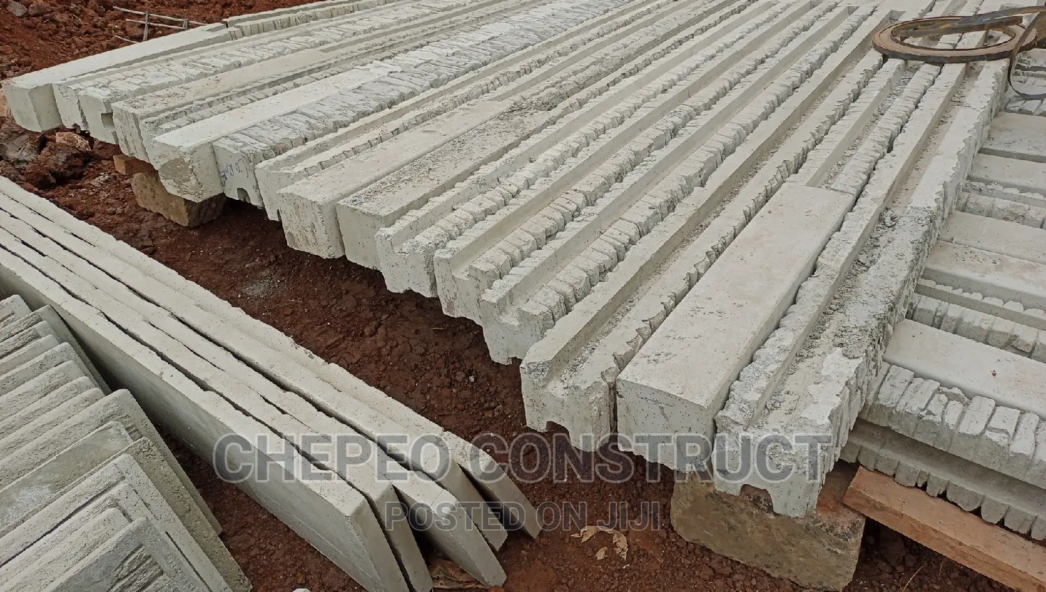 Building Panels With Mazera Like Decor
