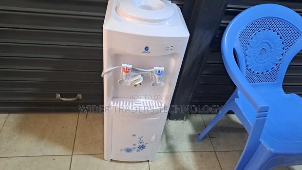 Nunix Q7. Hot Cold and Normal Water Dispenser