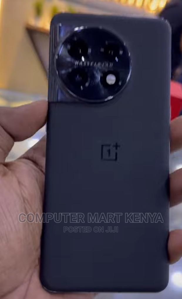 New OnePlus 11 256 GB Black - thumbnail 2