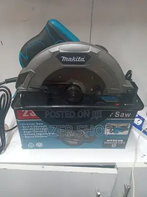 9" Makita Cross Cut Machine