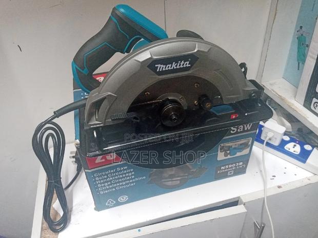 9" Makita Cross Cut Machine - thumbnail 6