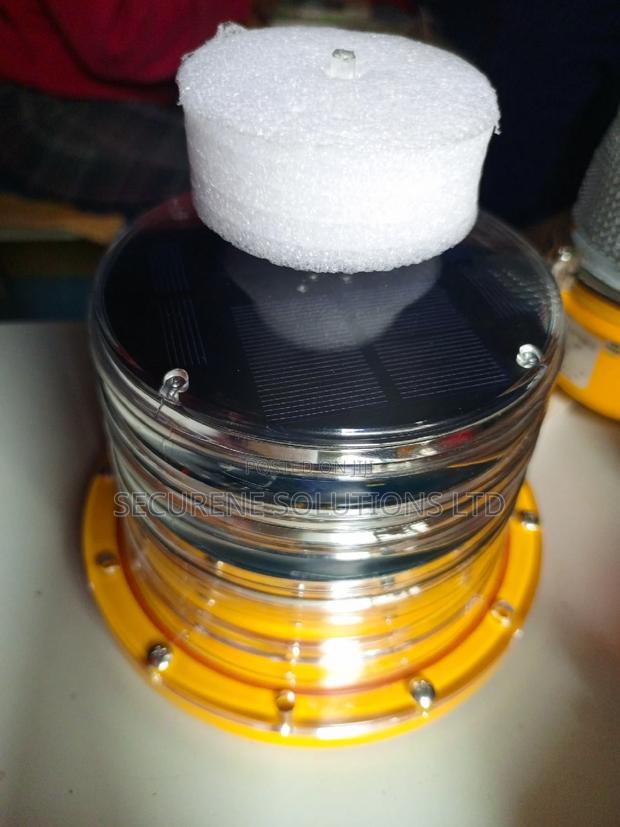 Solar Aviation Warning Light, Solar Obstruction Lights - main view