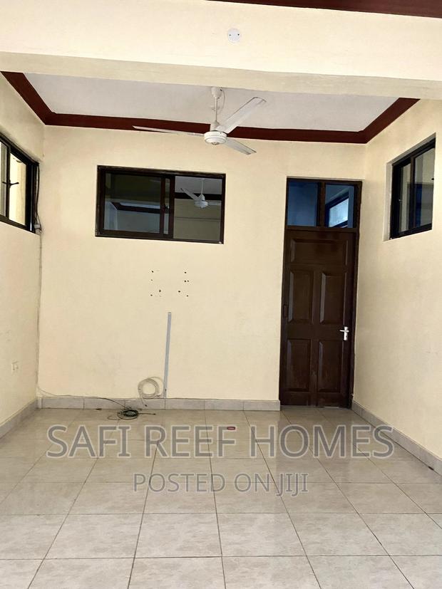 2bdrm Apartment in Nyali for rent - thumbnail 4