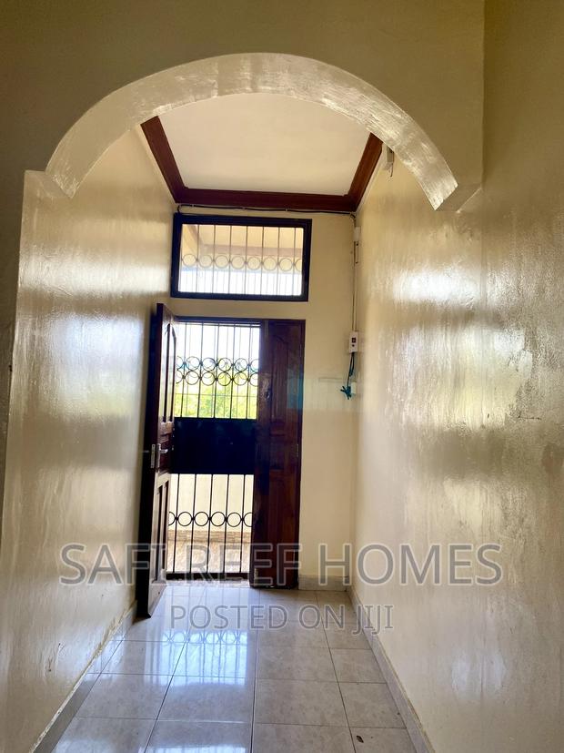 2bdrm Apartment in Nyali for rent - thumbnail 19