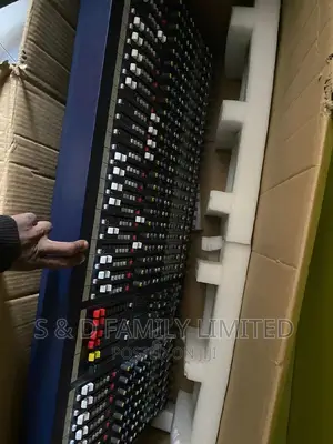 Soundcraft LX9 32 Channels Plain Mixer