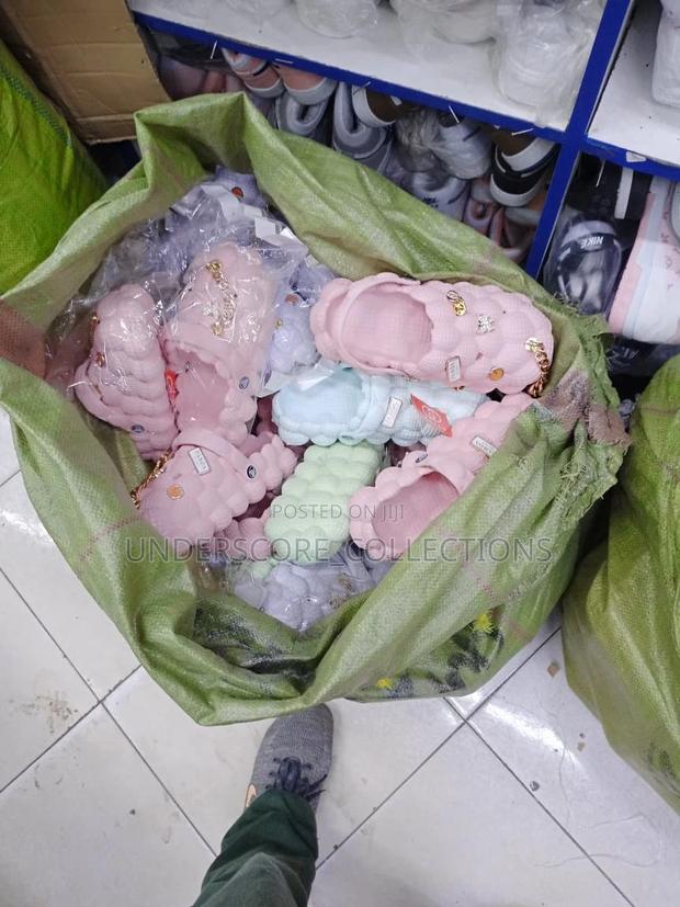 Fancy Antislip Bubble Crocks - thumbnail 5