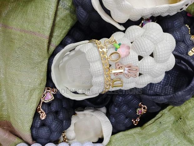 Fancy Antislip Bubble Crocks - thumbnail 7