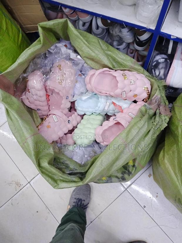 Fancy Antislip Bubble Crocks - thumbnail 9