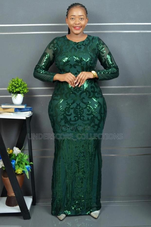 High-End Ladies Emarald or Gold Dinner Dresses - main view