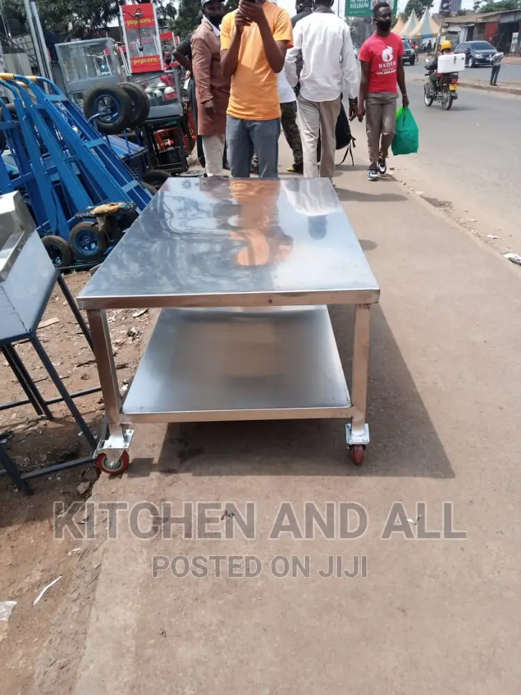 Work Top With Caster Wheels