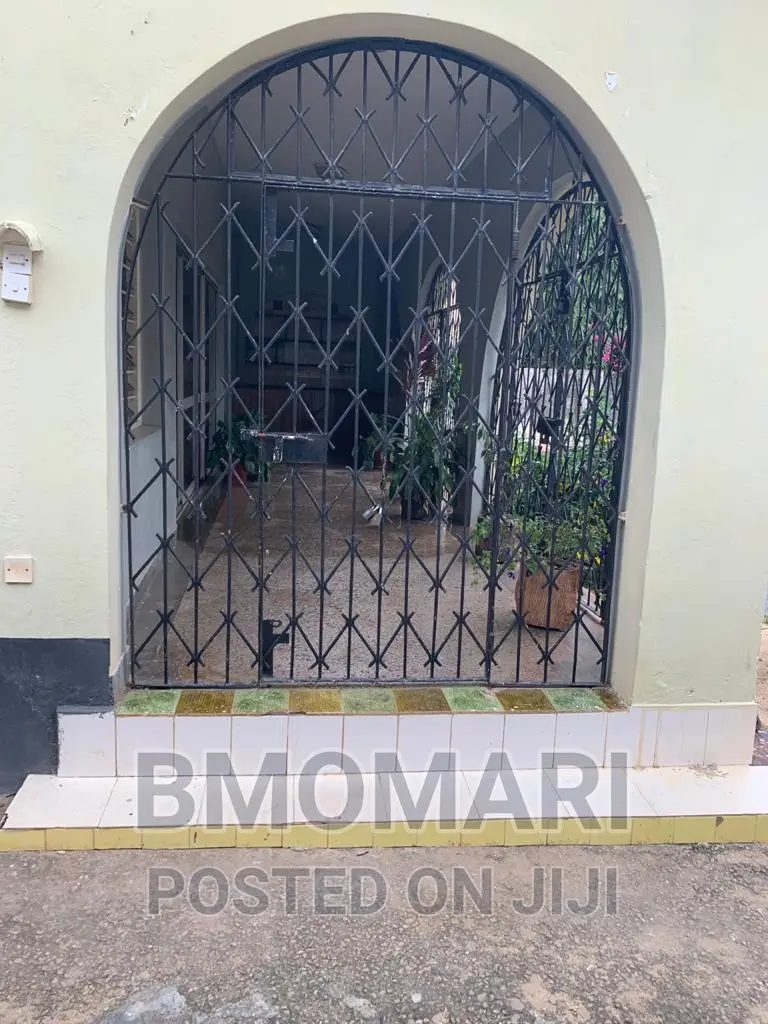 7bdrm Maisonette in Nyali for sale