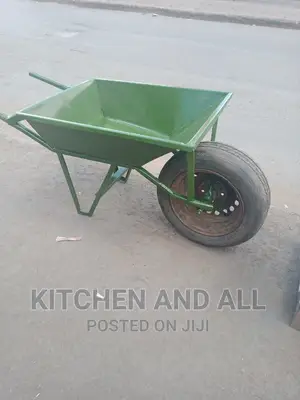 Heavy Duty Wheelbarrow