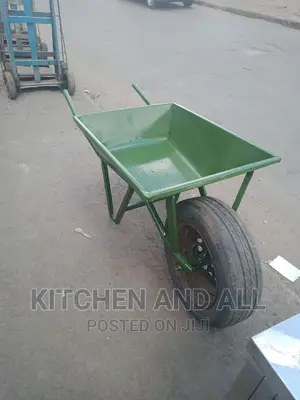 Heavy Duty Wheelbarrow