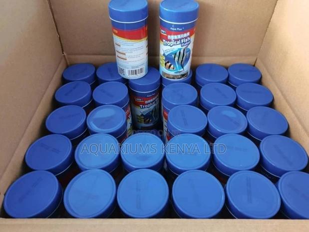 New Quality Aquaplus Fish Flakes - main view