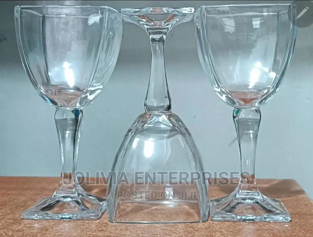 290 Ml Squared Wine Glasses