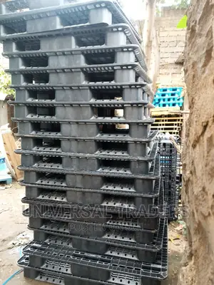 Hygienic Plastic Pallets for Storage