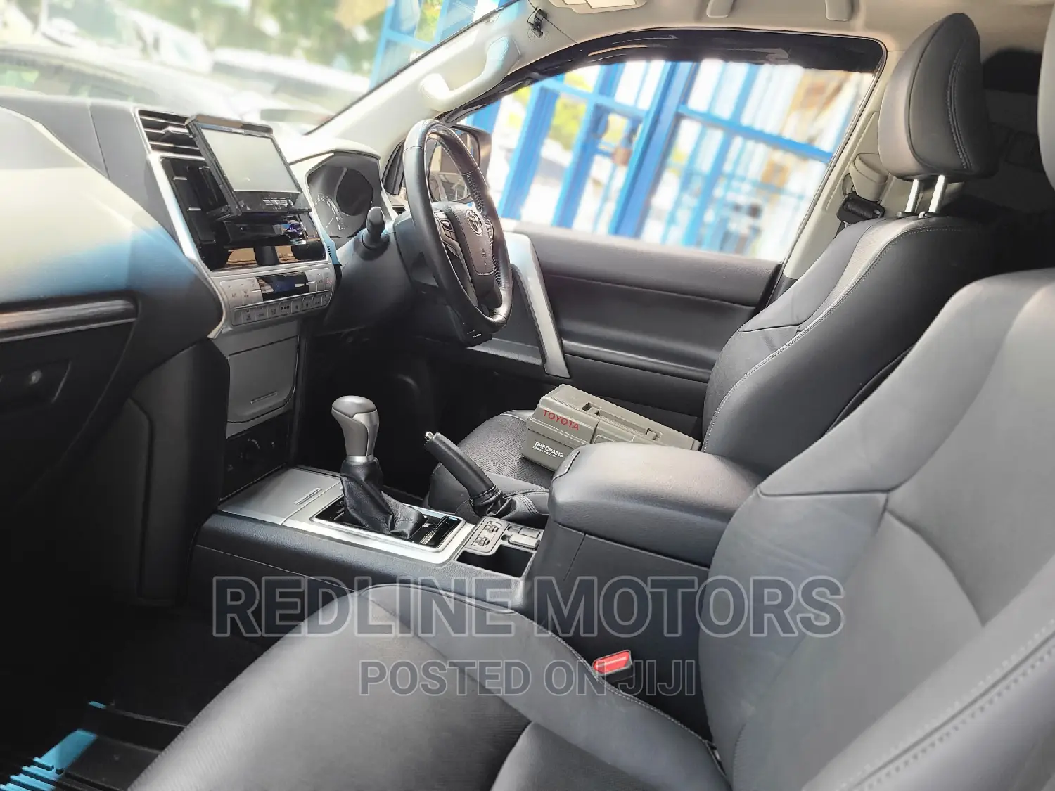 Toyota Land Cruiser Prado 2018 Gray