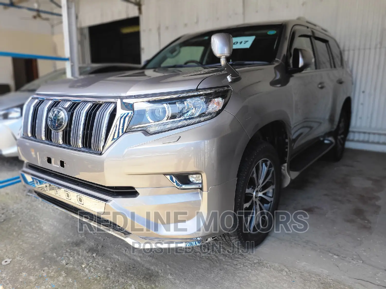 Toyota Land Cruiser Prado 2018 Gray