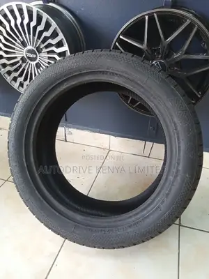 215/50r17 Boto Tyre