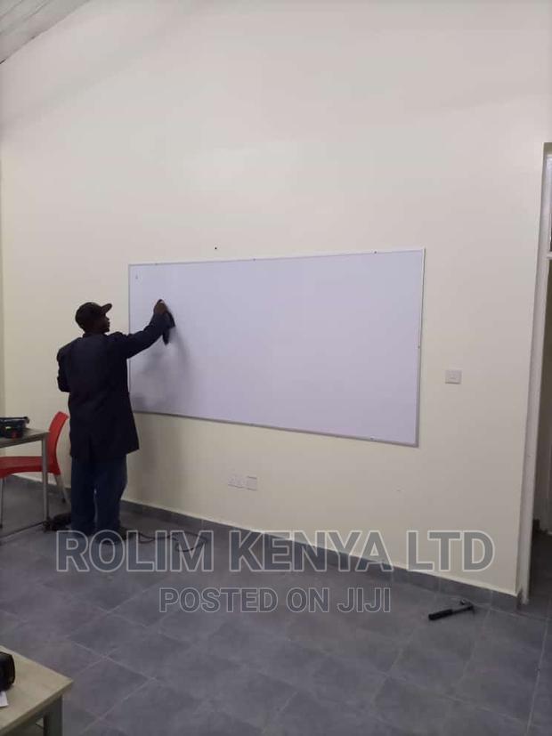 Whiteboard With Offer Whiteboard - main view