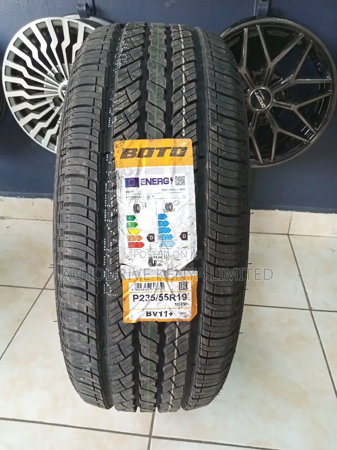235/55r19 Boto Tyre