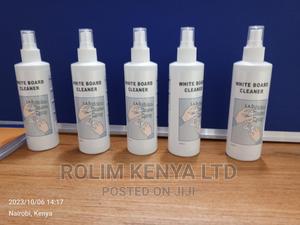 Whiteboard Cleaner 1/4 Liter - thumbnail 2