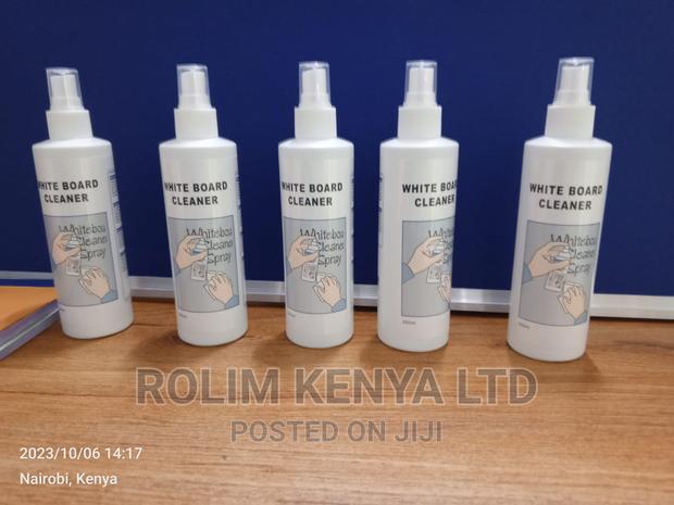 Whiteboard Cleaner 1/4 Liter - main view