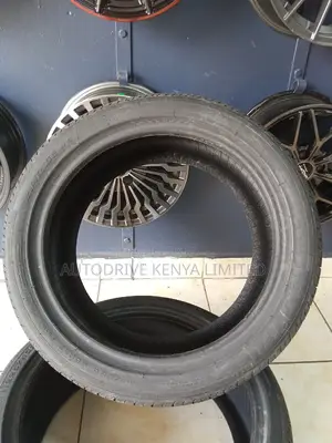 225/45r17 Boto Tyre