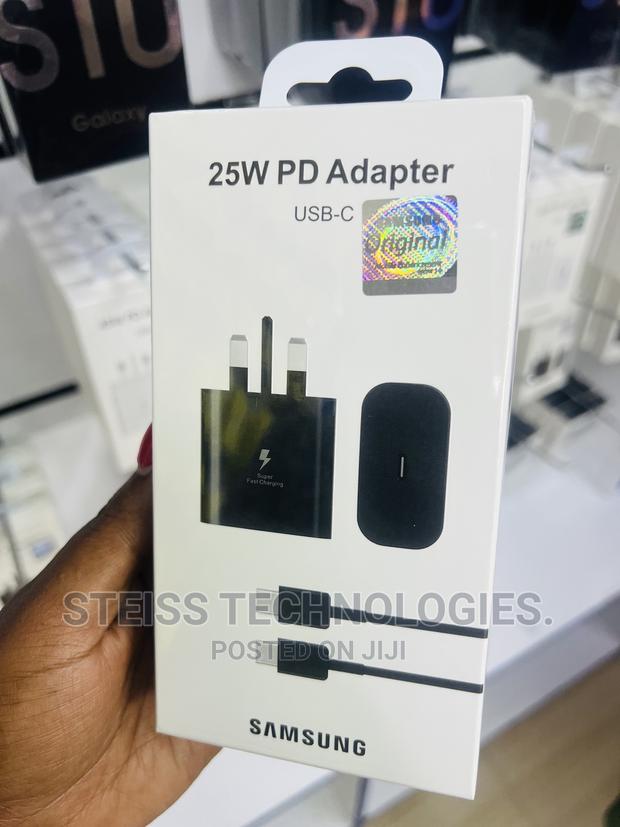 25watts C to C Samsung Charger.