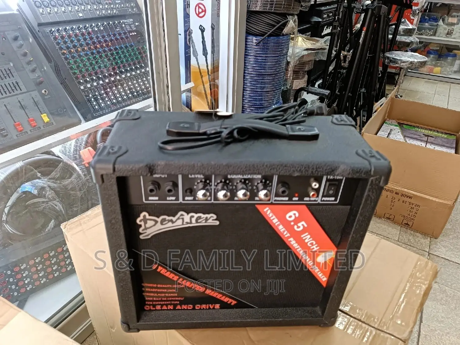 Deviser 6.5 Inch Solo/Bass Combo Guitar Amplifier