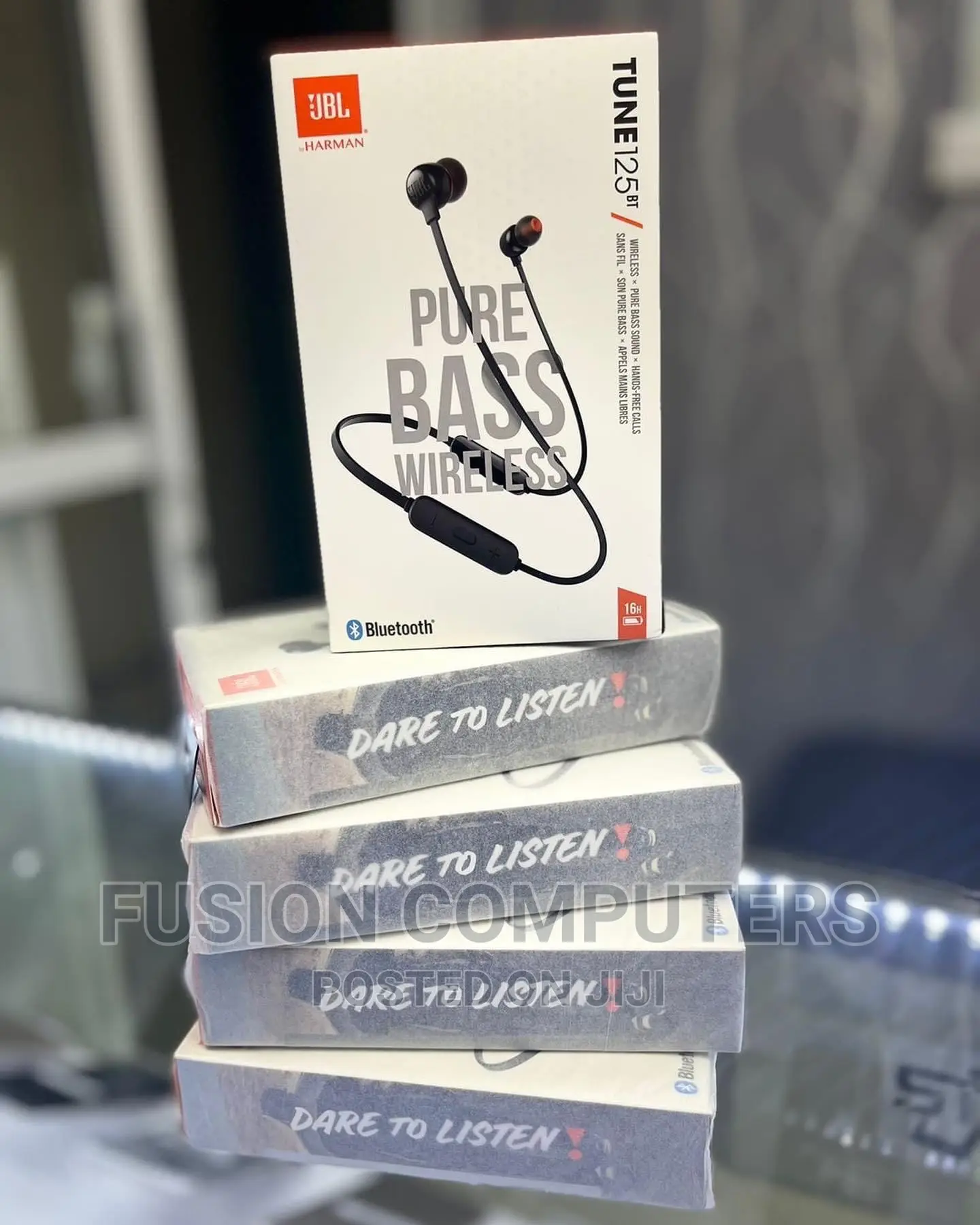 JBL Tune 125bt Wireless in-Ear Headphones