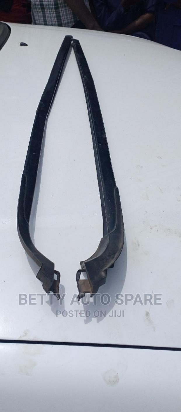 Toyota Noah Mouldings