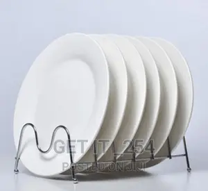 *Ceramic Dinner Plates*
A Set of 6pcs
 *Dinner Plates-
