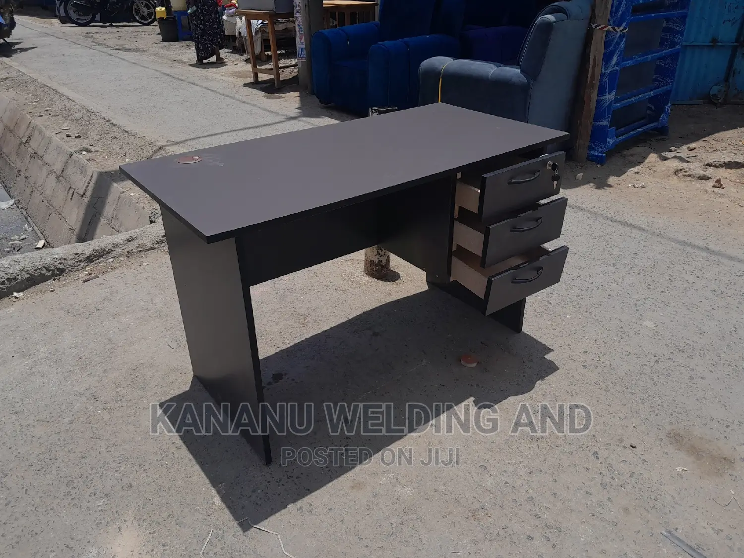 Office Desk