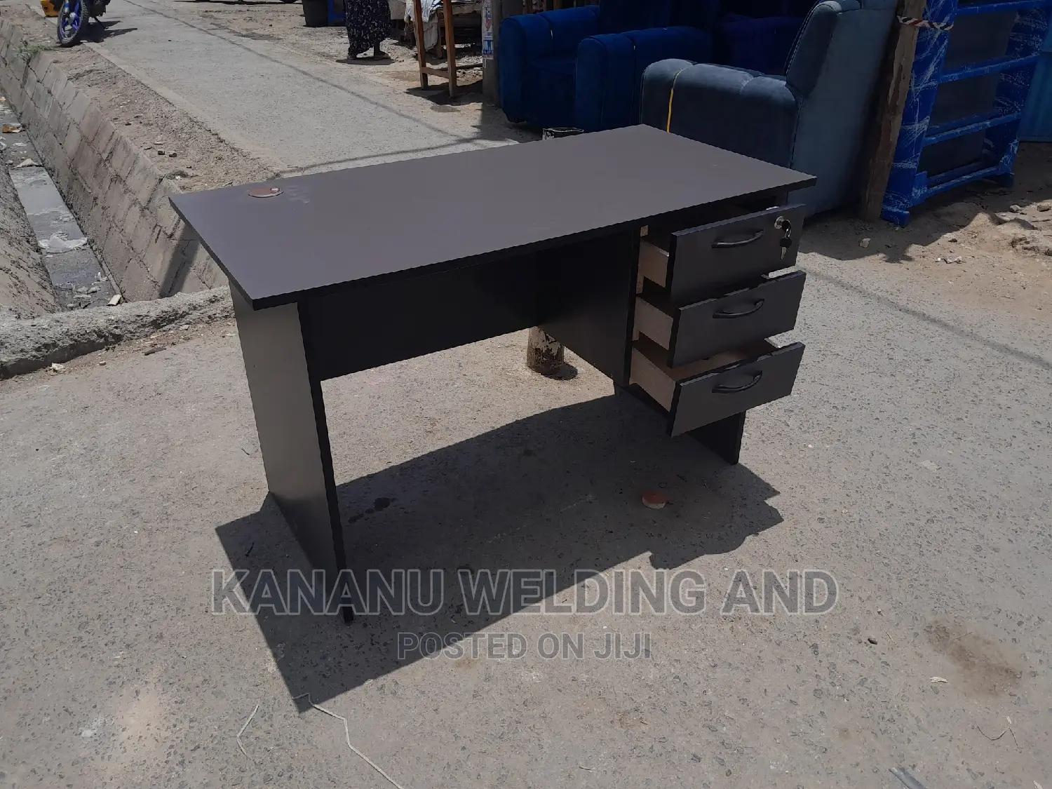 Office Desk