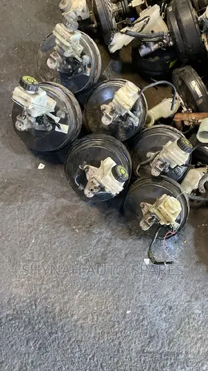 Brake Master Cylinder and Boosters Complete Toyota Avensis