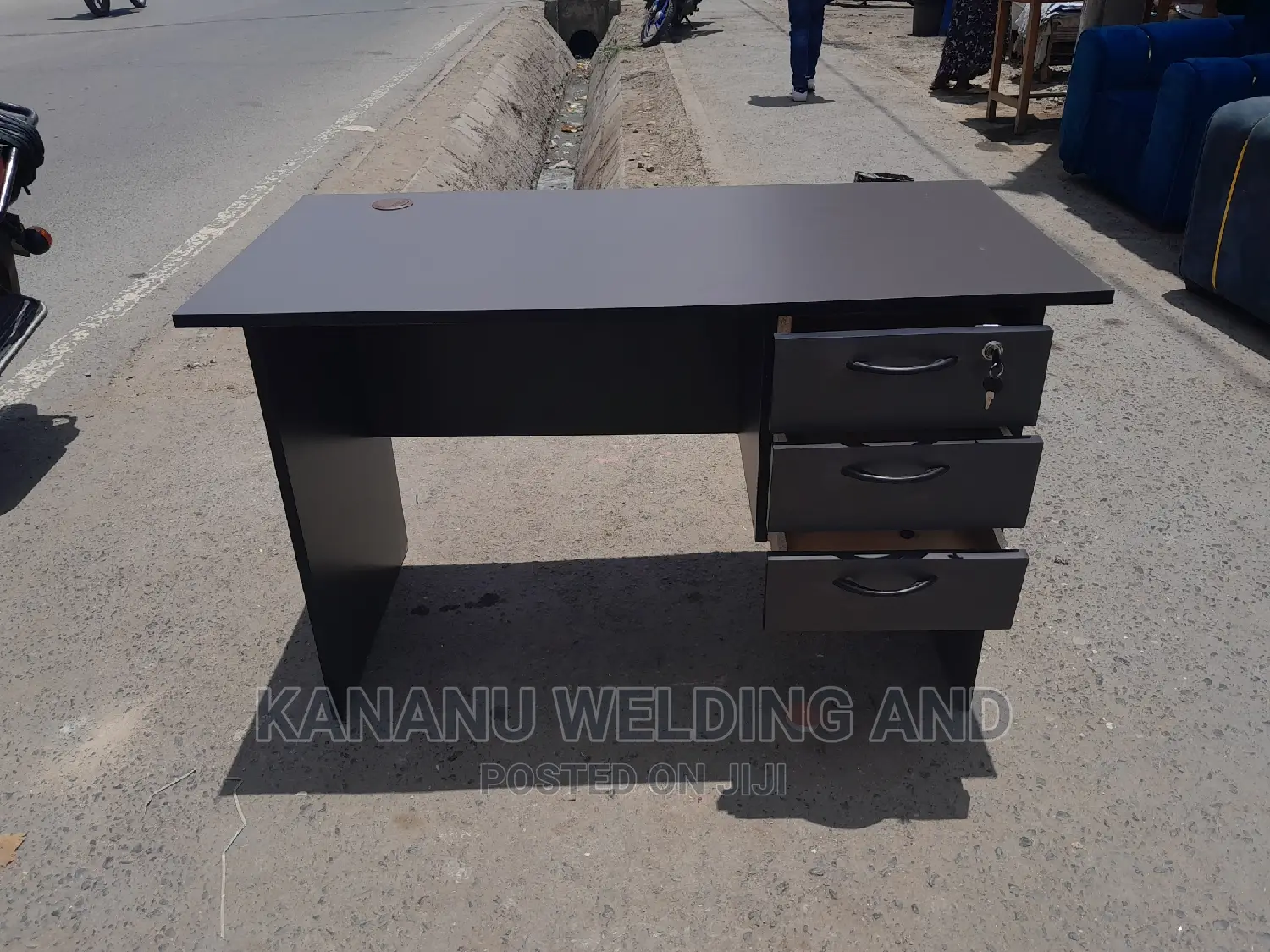 Office Desk