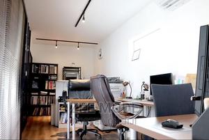 20ft Shipping Container Open Offices - thumbnail 2