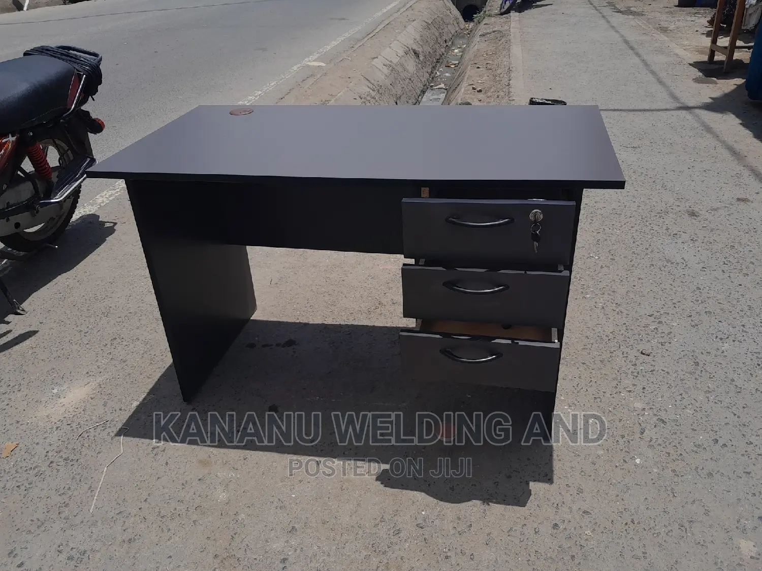 Office Desk
