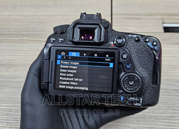 Canon EOS 80D DSLR Camera (Body Only)
 32gb - thumbnail 4