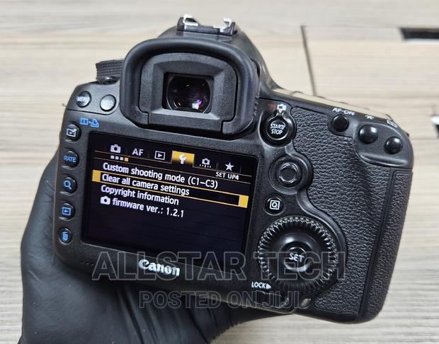 Canon Eos 5d Mark Iii DSLR Camera (Body Only)