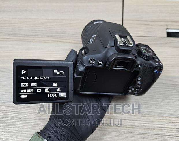 Canon EOS 700D DSLR Camera With 18-55mm Lens , 
16gg Sd - thumbnail 4