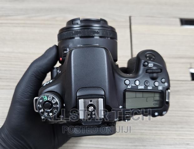 Canon EOS 70D DSLR Camera With 50mm 1.8 Lens - thumbnail 2