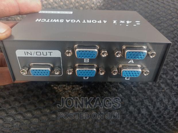 4 Port VGA Switch - main view