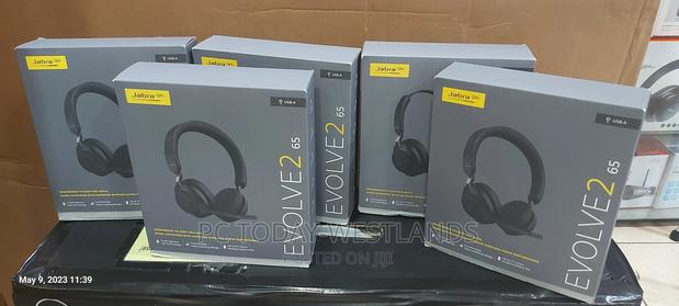 Jabra Evolve2 65 UC Wireless Headphones With Link380a - thumbnail 2