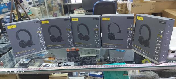 Jabra Evolve2 65 UC Wireless Headphones With Link380a - thumbnail 3