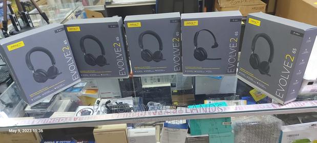 Jabra Evolve2 65 UC Wireless Headphones With Link380a - thumbnail 4